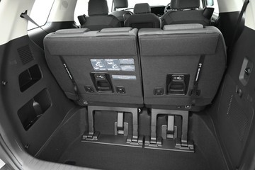 https://dvg-vehicle-assets.s3.amazonaws.com/1208623/bsy2v4l7hpg2tkg9n4wq4ll3h.jpg