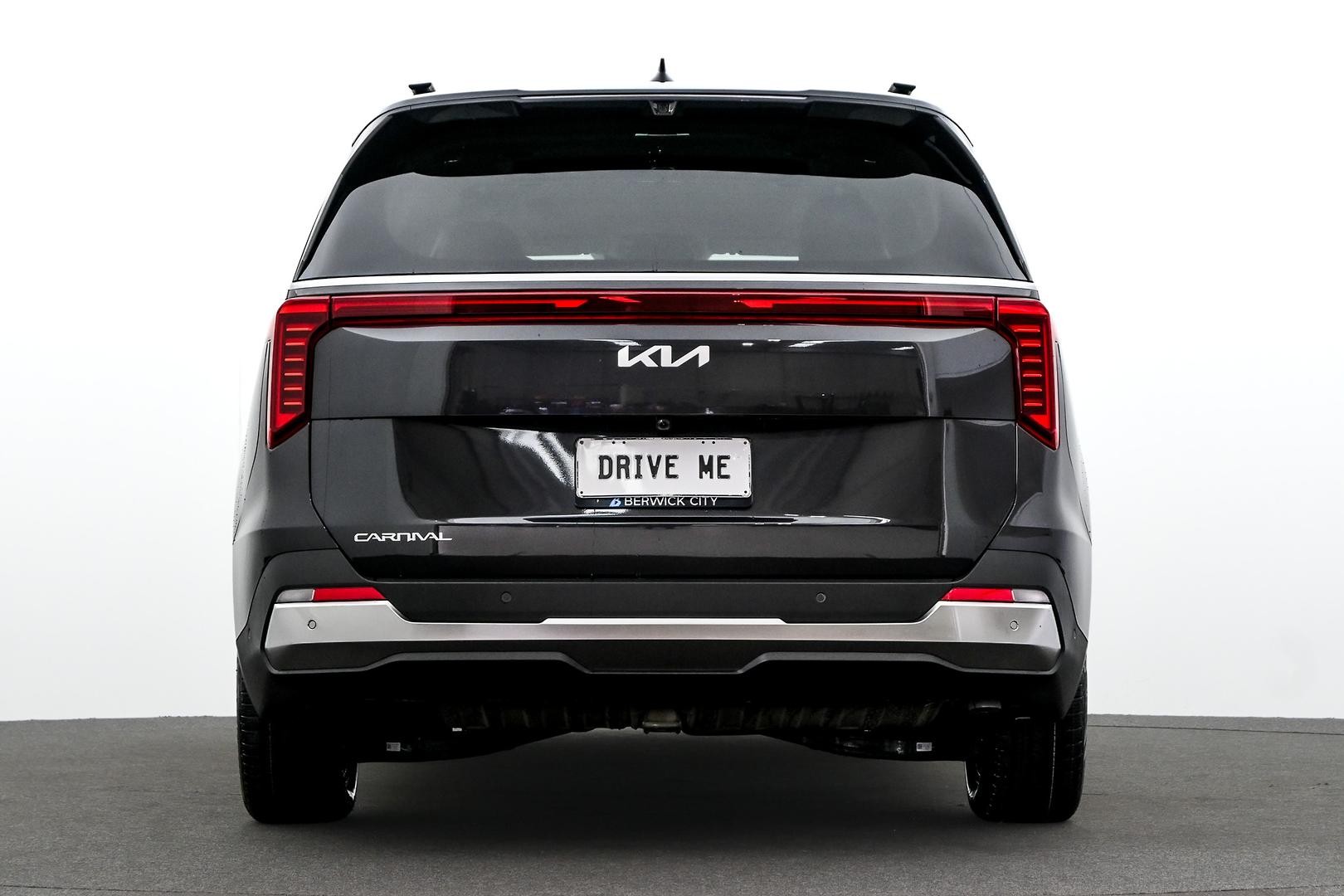 Kia Carnival image 3