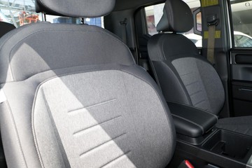 https://dvg-vehicle-assets.s3.amazonaws.com/1208625/nlq1okwdmbu9lzq6ygesj8kub.jpg