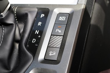 https://dvg-vehicle-assets.s3.amazonaws.com/1208625/ov076cy8pt9a25212h2038vq8.jpg