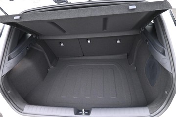 https://dvg-vehicle-assets.s3.amazonaws.com/1208626/3jt2exxwdl7hklwjv5kr217j0.jpg