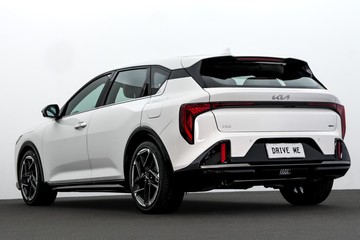 https://dvg-vehicle-assets.s3.amazonaws.com/1208626/dzg71hv2xbwd4ftggt18wwybf.jpg
