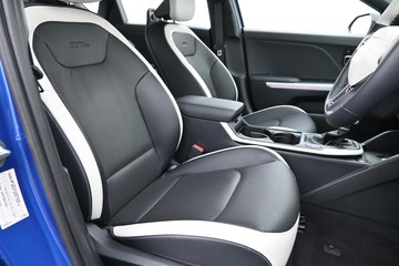https://dvg-vehicle-assets.s3.amazonaws.com/1208627/8cdjeizapg3lcfiuzdhhmyjoz.jpg
