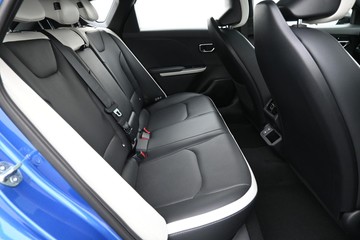 https://dvg-vehicle-assets.s3.amazonaws.com/1208627/bu11myt2wx1xmdfx27389jh67.jpg