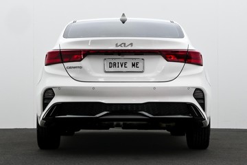 https://dvg-vehicle-assets.s3.amazonaws.com/1208632/7xiy57jrph7jo7nqzfguq0wqr.jpg