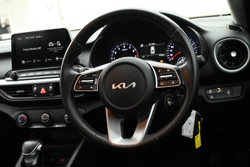 https://dvg-vehicle-assets.s3.amazonaws.com/1208632/af25oraqwex9m63a1agvef7up.jpg