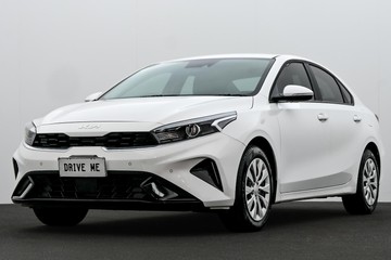 https://dvg-vehicle-assets.s3.amazonaws.com/1208632/amg0yp476z142vhvlpgmuhpzd.jpg