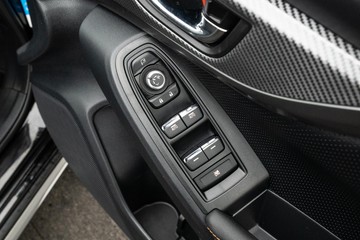 https://dvg-vehicle-assets.s3.amazonaws.com/1208633/b5yy854igqrhgjr6ugmy41ejz.jpg