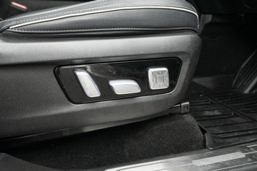 https://dvg-vehicle-assets.s3.amazonaws.com/1208634/8re4epmfrjlp8y0hgpdqnajs.jpg