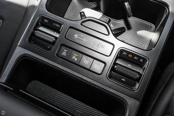 https://dvg-vehicle-assets.s3.amazonaws.com/1208656/ozwuc89u8nhapknozrvwp3c68.jpg