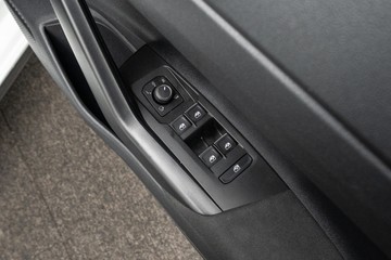 https://dvg-vehicle-assets.s3.amazonaws.com/1208660/3zunfdjszjqnn02jt4wfj9ycu.jpg