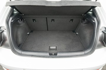 https://dvg-vehicle-assets.s3.amazonaws.com/1208660/7ax3lyejrm68s89b9wlgdj2lj.jpg