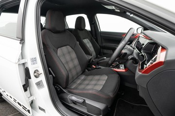 https://dvg-vehicle-assets.s3.amazonaws.com/1208660/d81w14tvh13ejpbc8v3sf6hvx.jpg
