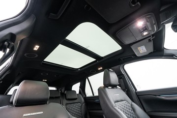 https://dvg-vehicle-assets.s3.amazonaws.com/1208672/af19r7t47djl5wh6g3ng8w6ws.jpg