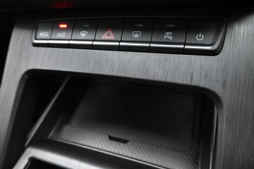 https://dvg-vehicle-assets.s3.amazonaws.com/1208675/c4vgxssngcee6o8mvmaip624f.jpg