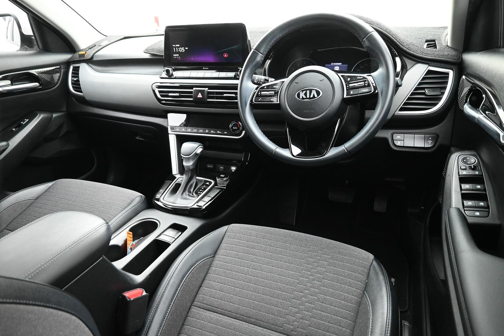 Kia Seltos image 4