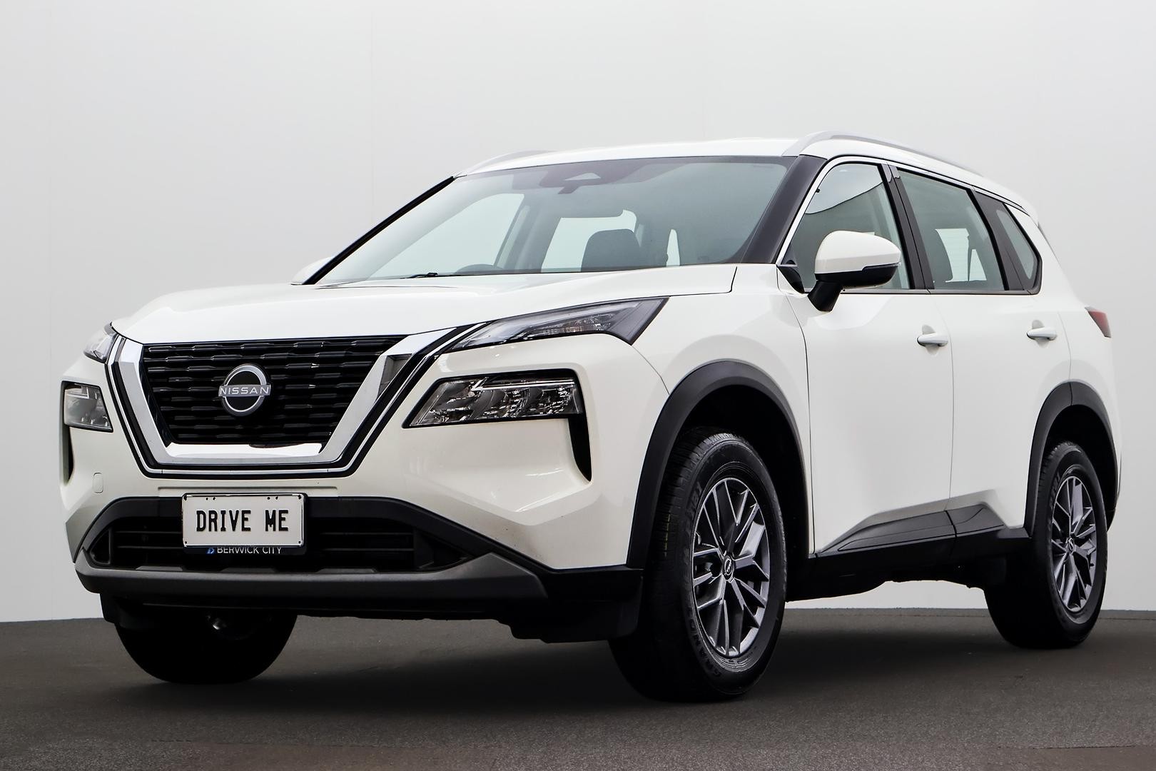 Nissan X-trail image 1