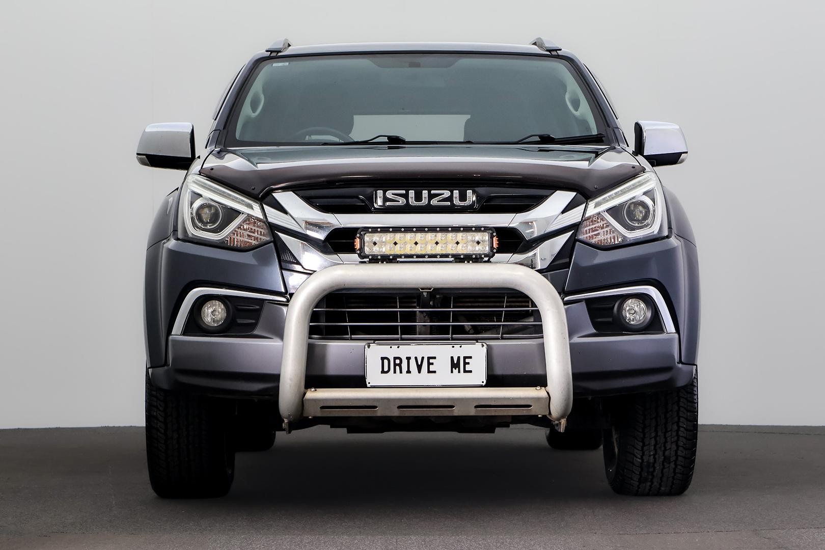 Isuzu Mu-x image 2