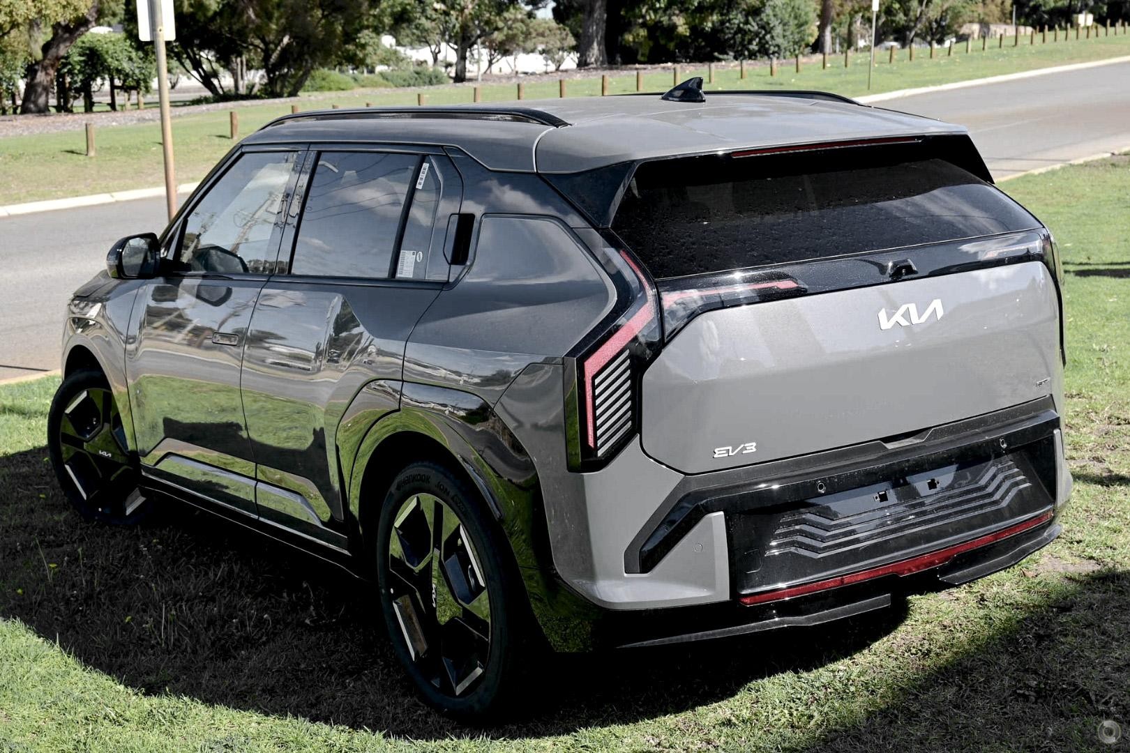 Kia Ev3 image 4