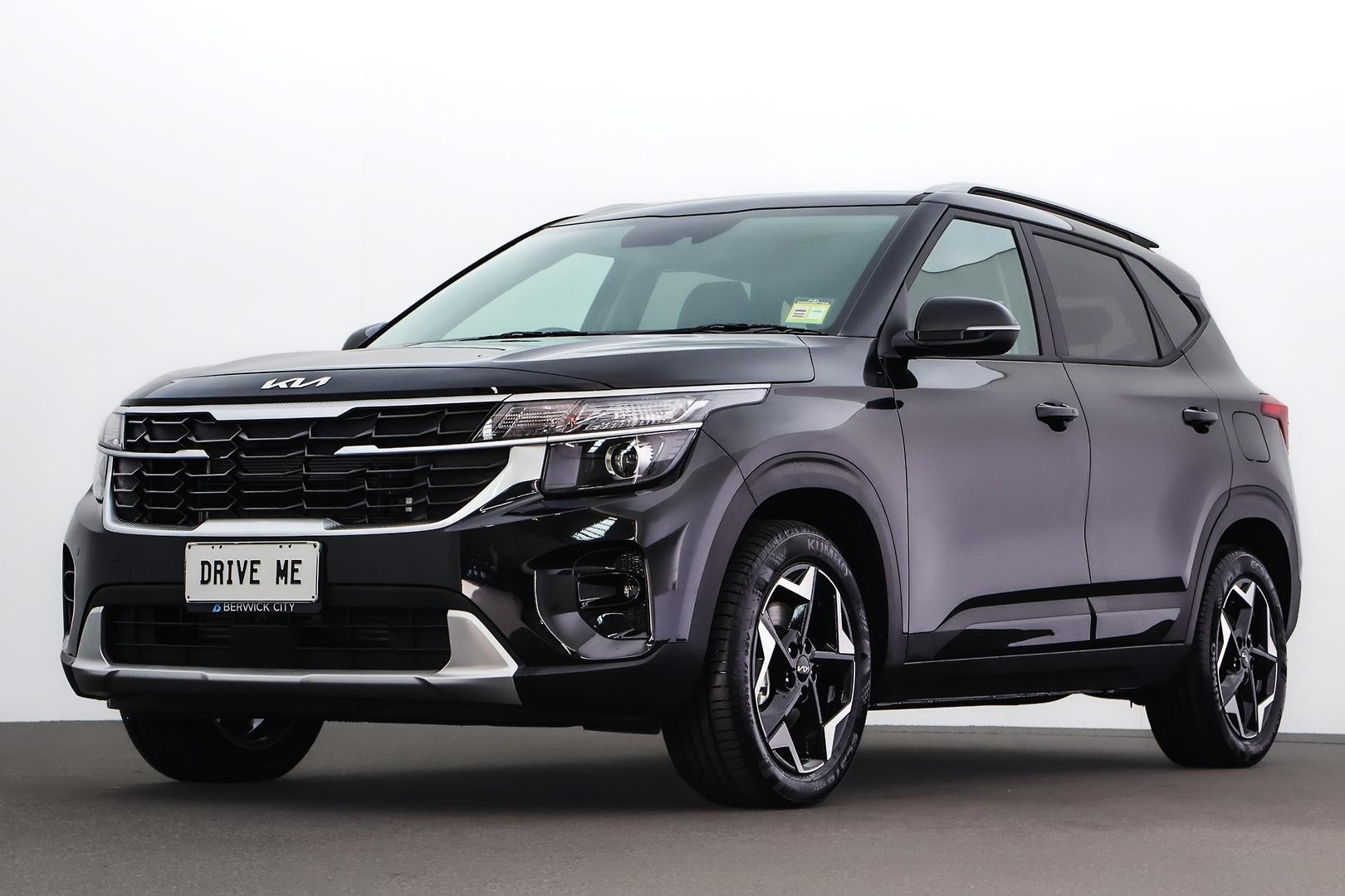 Kia Seltos image 1