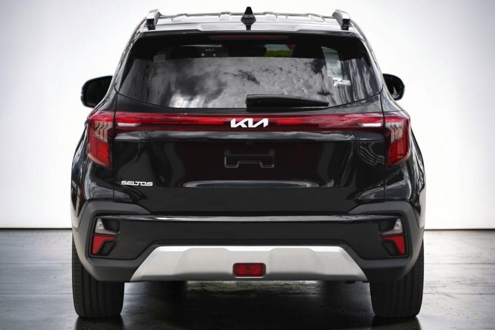 Kia Seltos image 3