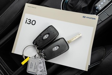https://dvg-vehicle-assets.s3.amazonaws.com/1208752/8p96o8h8sbgueqi4f4wgrugc8.jpg