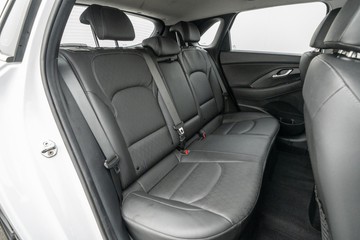 https://dvg-vehicle-assets.s3.amazonaws.com/1208752/a940bfm8qeajhe1f82nqwy48m.jpg