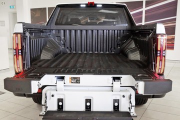 https://dvg-vehicle-assets.s3.amazonaws.com/121994/nlflrlvax3itprk6jcci9661c.jpg