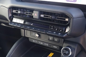 https://dvg-vehicle-assets.s3.amazonaws.com/12222925/3yxgctod8pqo3pw0nlgagcyro.jpg
