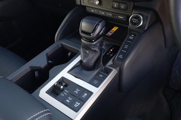https://dvg-vehicle-assets.s3.amazonaws.com/12222925/85hnf68bhnl78t84buuugi5oi.jpg