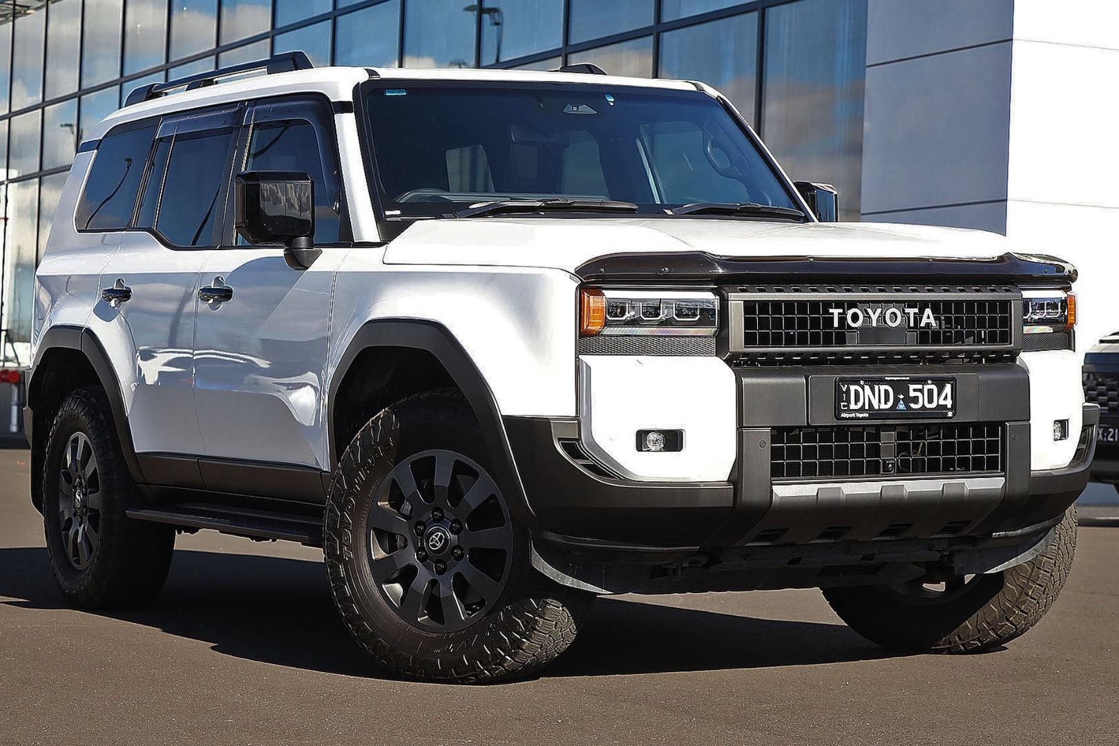 Toyota Landcruiser Prado image 1