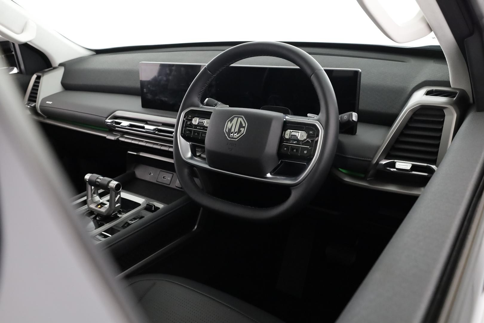 MG U9 image 4