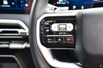 https://dvg-vehicle-assets.s3.amazonaws.com/122737/unybk2tk8acg8u0rth3xddu03.jpg