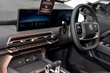 https://dvg-vehicle-assets.s3.amazonaws.com/122798/x126ds6xi10vemriigtedp91a.jpg