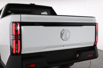 https://dvg-vehicle-assets.s3.amazonaws.com/122872/3rc8zey58kgtxxkl968rihgpn.jpg