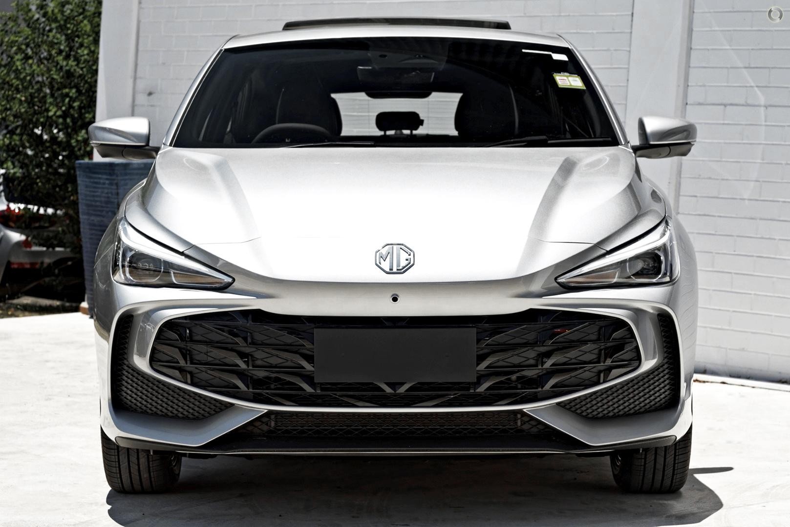 MG Mg3 image 2
