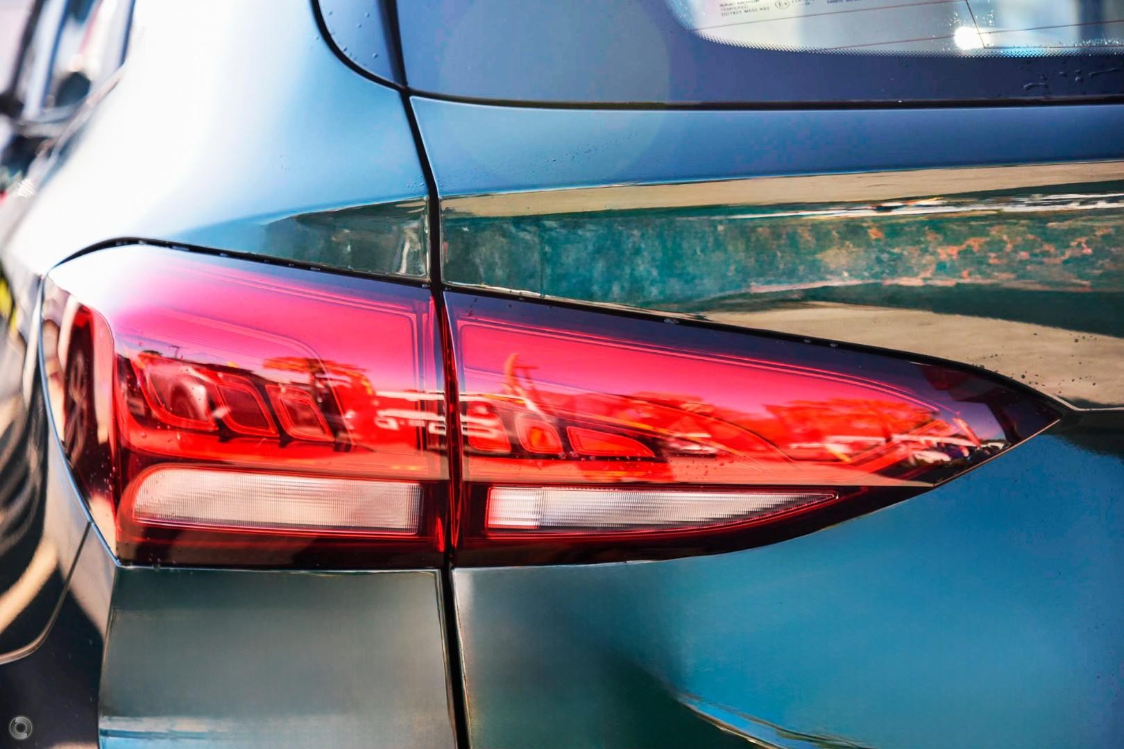 MG Zs image 2