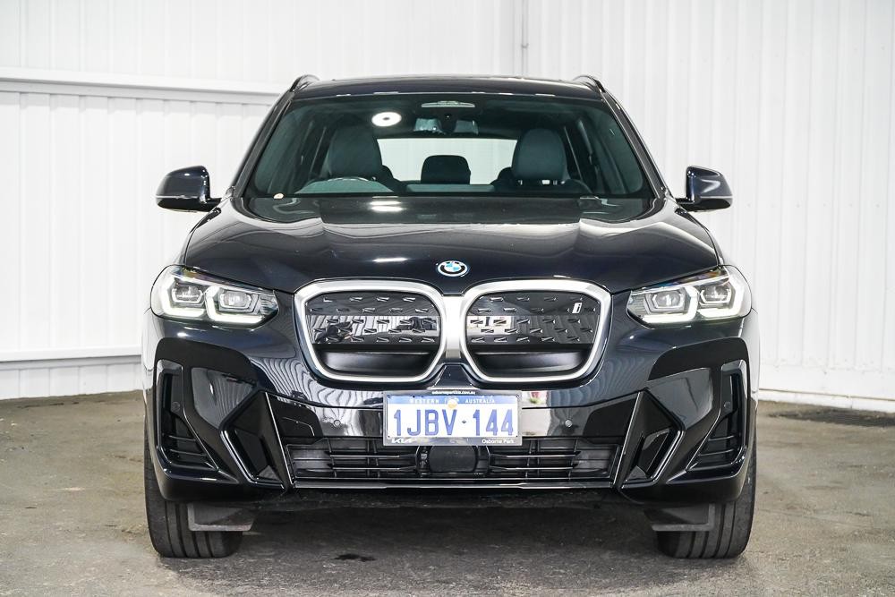 BMW Ix3 image 3