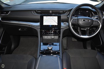 https://dvg-vehicle-assets.s3.amazonaws.com/1306548/3uku5v0tmp1zydqiae05pozhd.jpg
