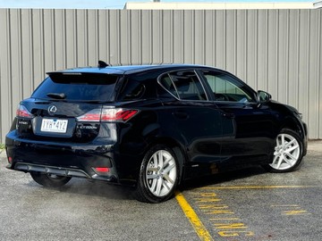 https://dvg-vehicle-assets.s3.amazonaws.com/1306903/5s3vnaooveh4jtf57uzmvjdff.jpg