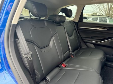 https://dvg-vehicle-assets.s3.amazonaws.com/1306963/7psrbtb46oc38evhaihi51f3h.jpg