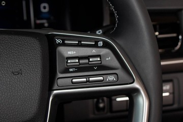 https://dvg-vehicle-assets.s3.amazonaws.com/1306966/8f3pd1dennke9zifdwjheg1i9.jpg