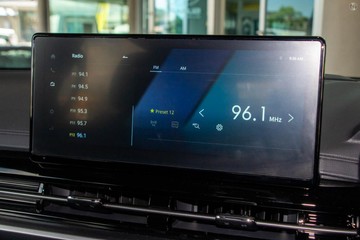 https://dvg-vehicle-assets.s3.amazonaws.com/1306966/p4bmrxlbtj5i0p5ldhoi1celd.jpg