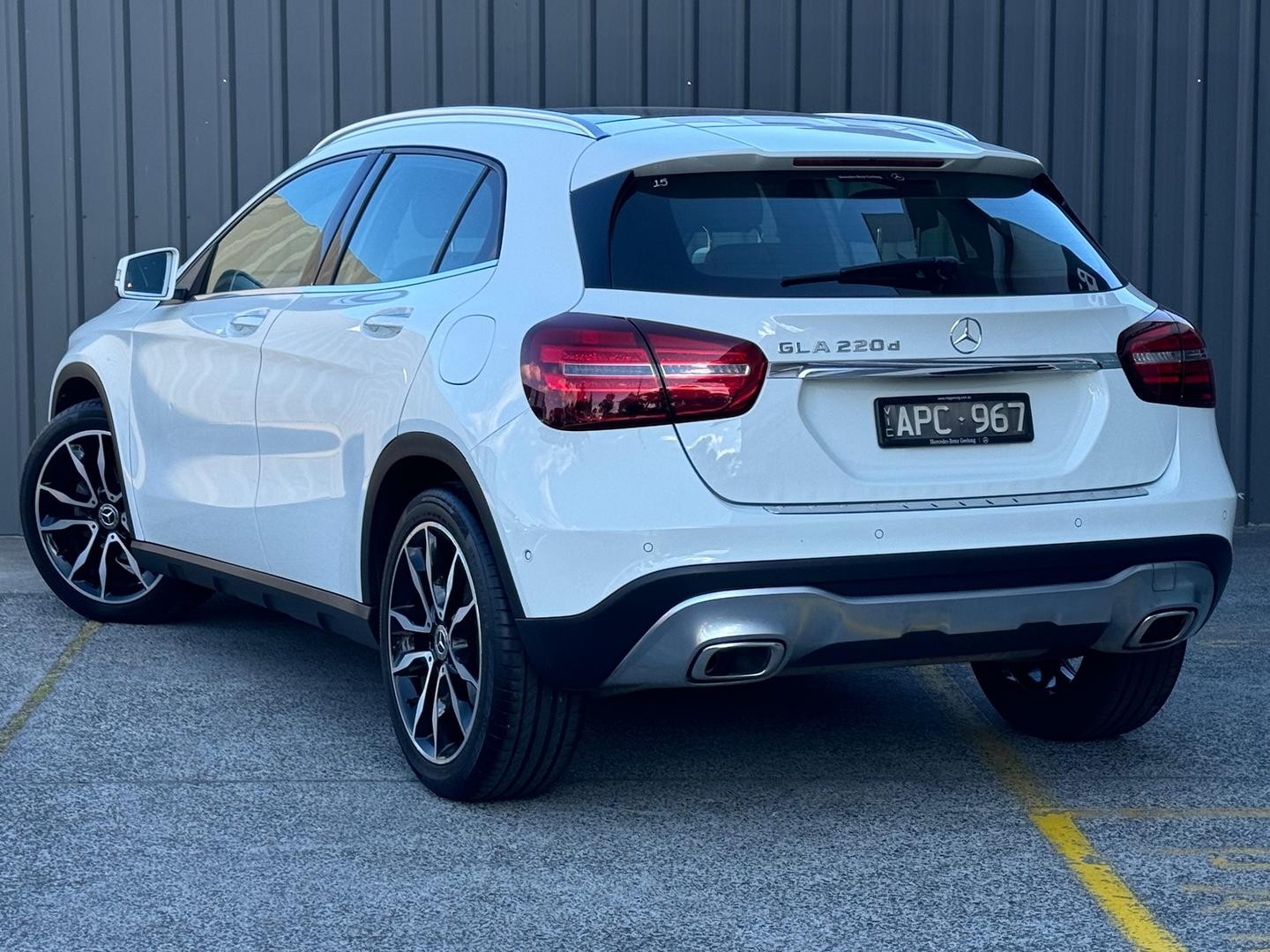 Mercedes Benz Gla-class image 3