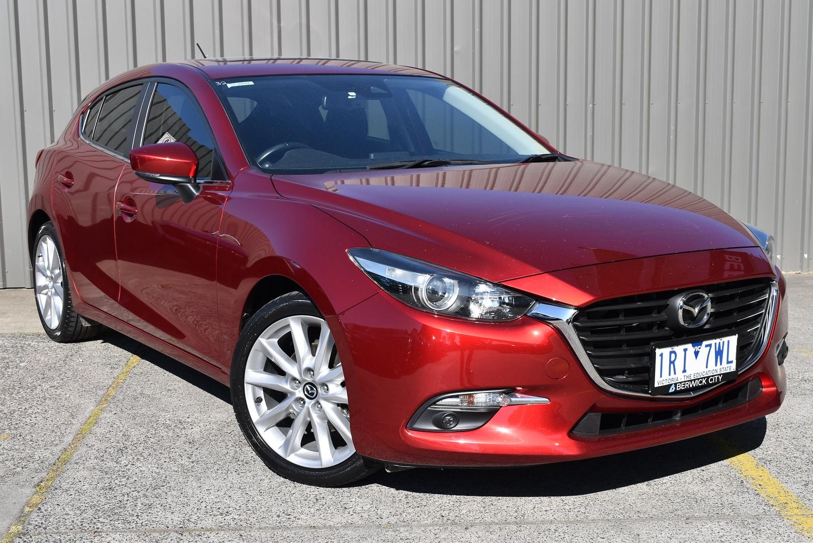 Mazda 3 image 1