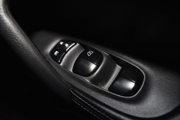 https://dvg-vehicle-assets.s3.amazonaws.com/1307054/4do2ob7ykknwt5ipc12ujqbae.jpg