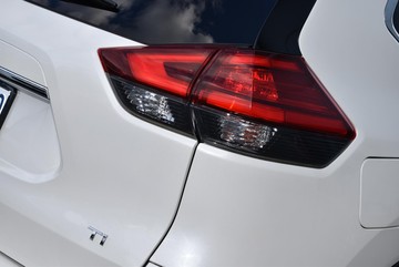 https://dvg-vehicle-assets.s3.amazonaws.com/1307054/es9btbud1i1vvjz0k00j6cb0u.jpg
