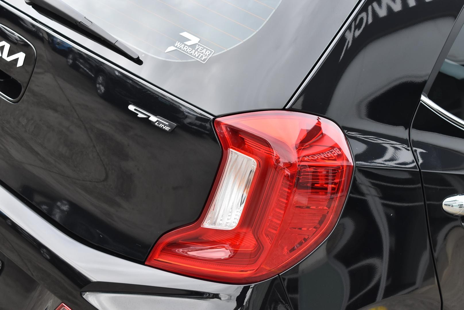 Kia Picanto image 4