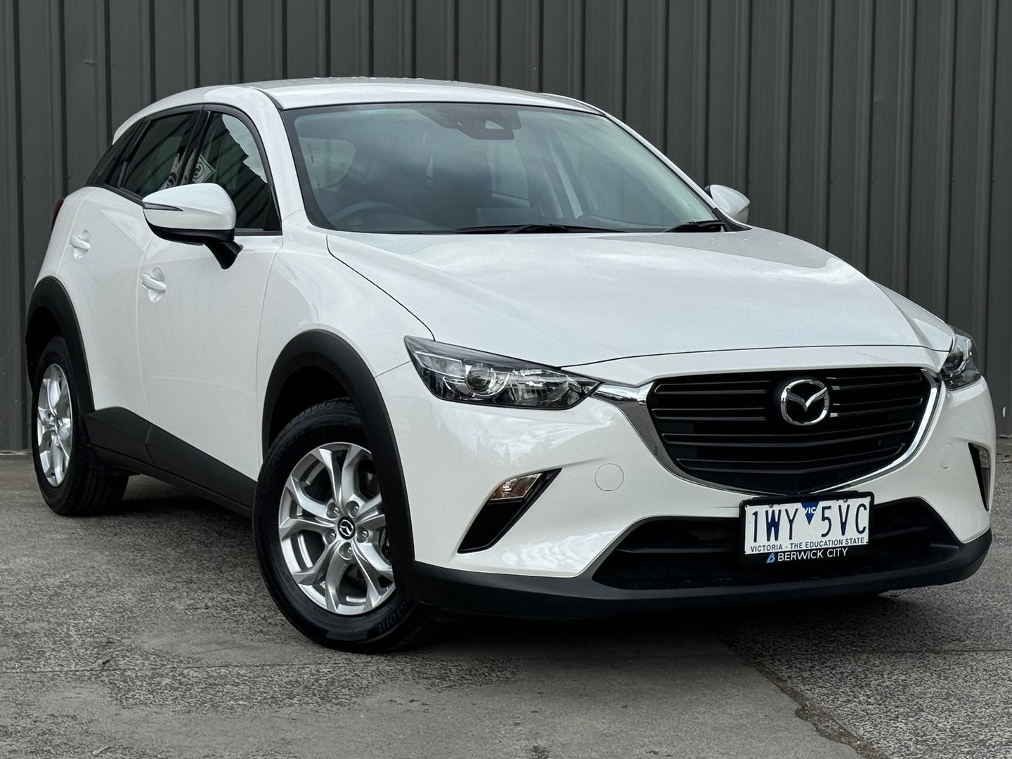 Mazda Cx-3 image 1