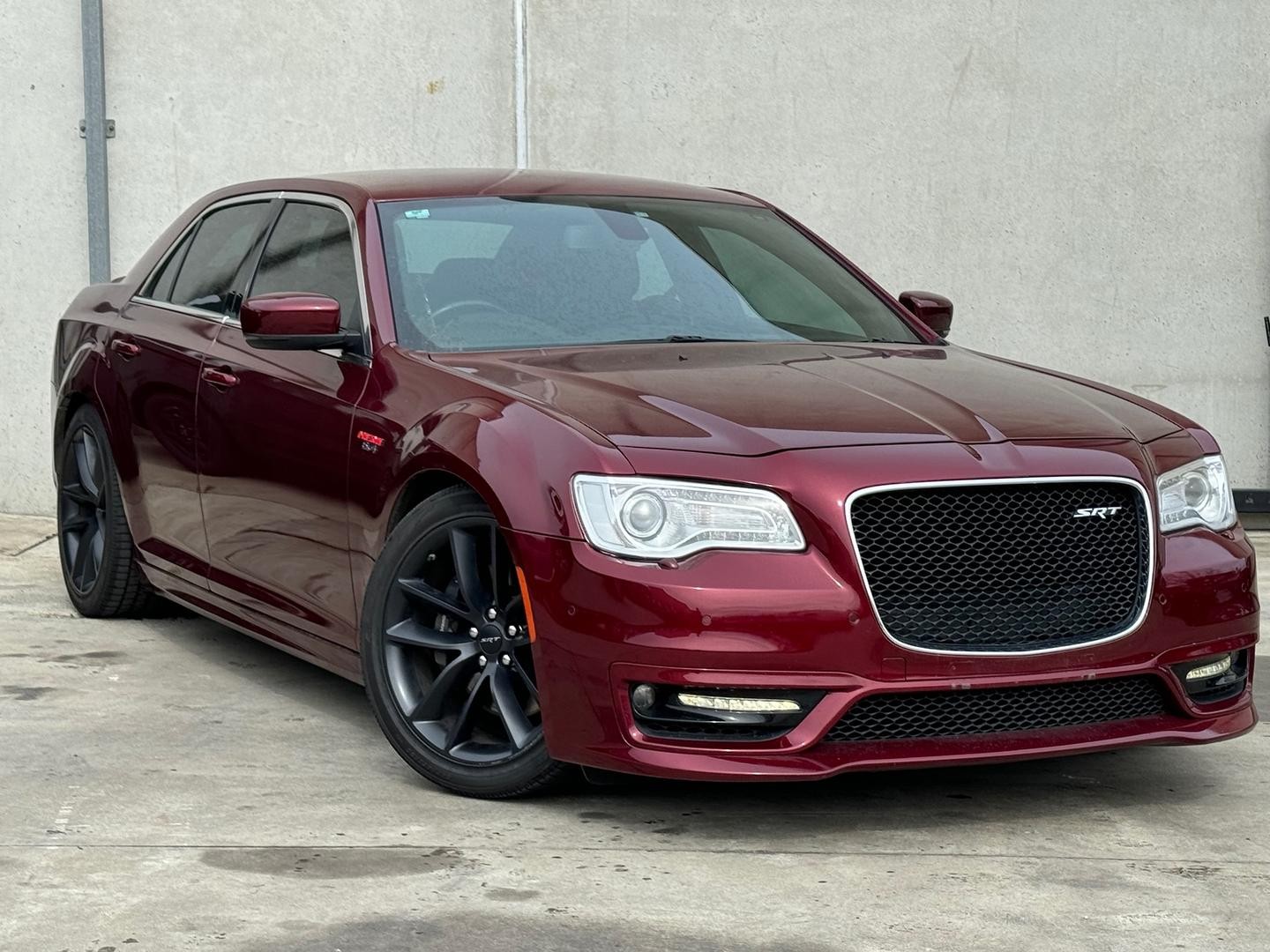 Chrysler 300 image 1